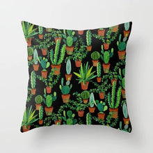 Load image into Gallery viewer, Tropical Leaf Cactus Cushion Cover
