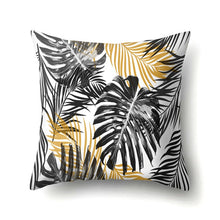 Load image into Gallery viewer, Tropical Leaf Cactus Cushion Cover