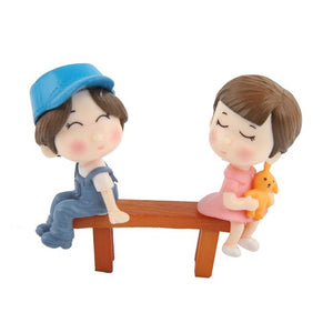 Table Chair Resin Decoration