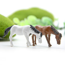 Load image into Gallery viewer, Mini Horse Figurine