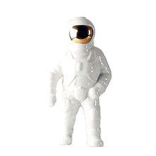 Load image into Gallery viewer, Astronaut Sculpture Statue