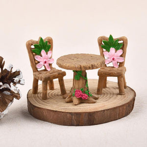 Table Chair Resin Decoration