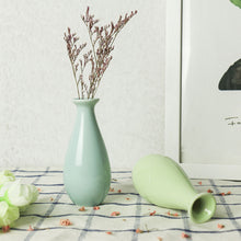 Load image into Gallery viewer, Ceramic Mini Flower Vase