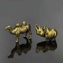 Load image into Gallery viewer, Animal Desk Decoration