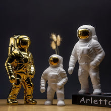 Load image into Gallery viewer, Astronaut Sculpture Statue