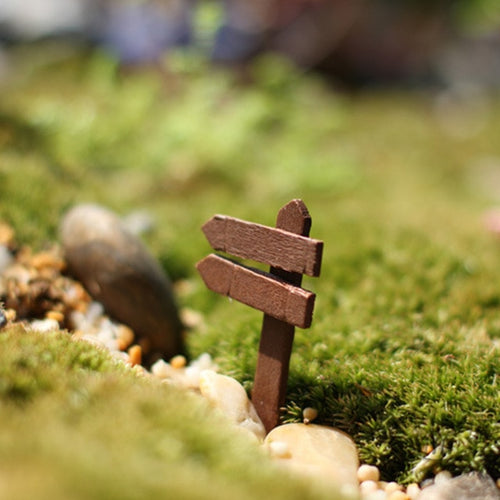 Sign Board Terrarium Decor