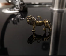 Load image into Gallery viewer, Animal Desk Decoration